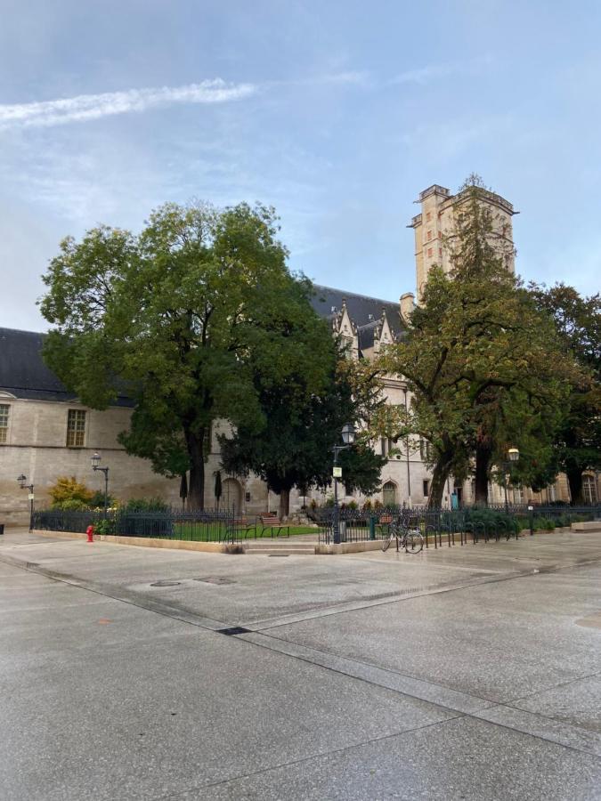 Apartamento Benigne Malyon Dijon Exterior foto